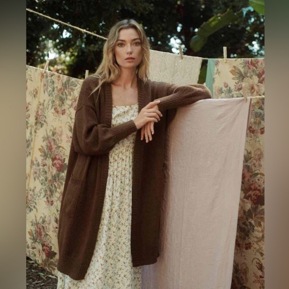Christy Dawn the Elsie cardigan, medium - Picture 1 of 10